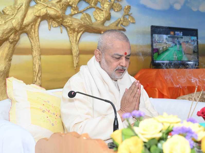 Today the first International Meditation Day was celebrated in a dignified ceremony in the auditorium of the National Camp Office of Maharishi Vidya Mandir Group of Schools, Bhopal.