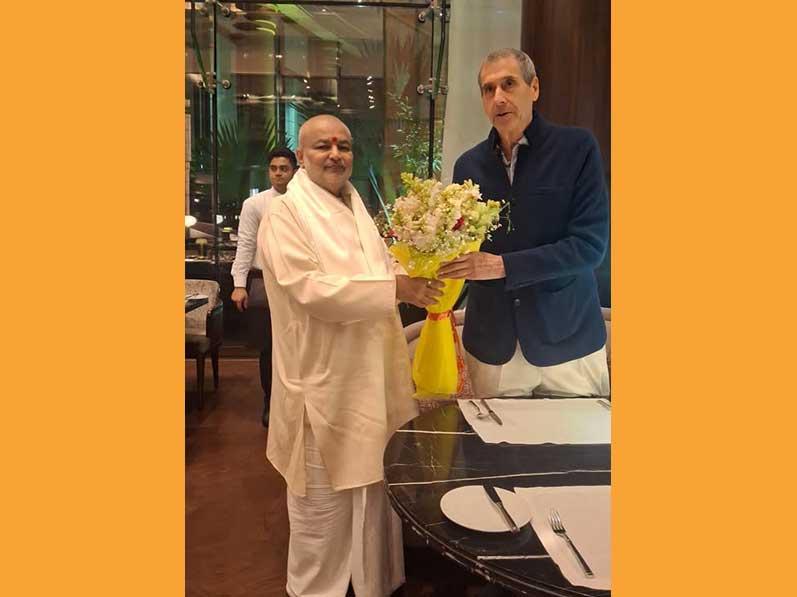 Ved Vidya Martand Brahmachari Girish Ji, Chairman of Maharishi Group of Educational Institutions have met Dr. Harris Kaplan, designated Raja administrator for India by Maharishi Global Country of World Peace. 