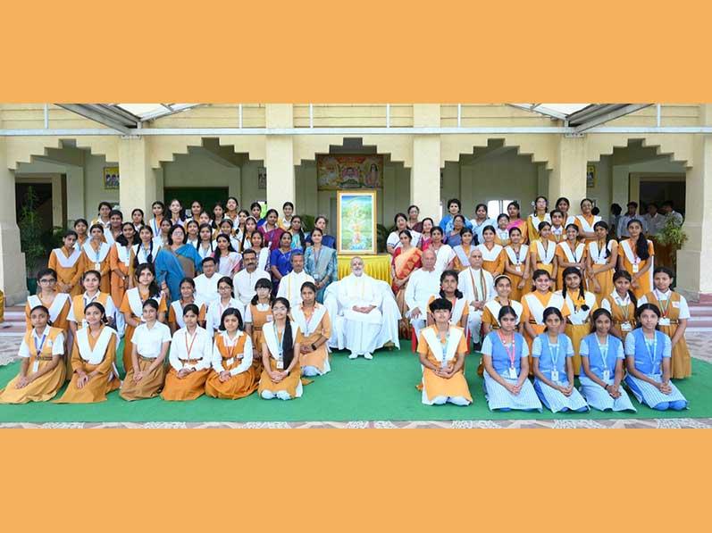 Maharishi Vedic Life Training programme was inaugurated by Ved Vidya Martand Brahmachari Girish Ji, Chairman of Maharishi Group of Educational Institutions at MCEE campus, Bhopal. 144 students and teachers are participating from all over India in this 10 days training programme. Students have been selected out of thousands of students through a written completion. In inaugural address Brahmachari Ji has explained students meaning of Maharishi, Vedic, Life and importance of this training.