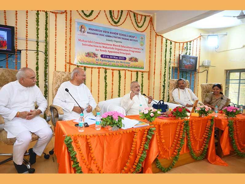 Brahmachari Girish Ji, Chairman of Maharishi Group of Educational Institutions have inaugurated newly appointed Principals orientation programme. 