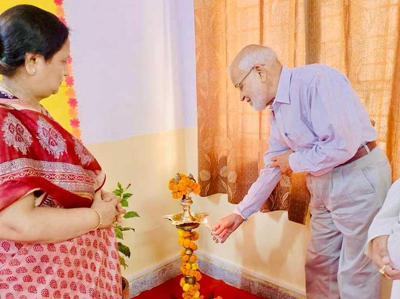 Nine days In-house Teachers Training Programme has started at Maharishi Vidya  Mandir School, Sector 36 Noida. There are 85 Teachers from MVM Noida, Maharishi Nagar, Aligarh Main, Aligarh I and Aligarh II. Inauguration was done with Gurupujan and lighting the lamp by Director Education Shri C. D.Sharmaji. Thereafter, Resource Persons started the Maharishi Consciousness Based Education course I with the help and guidance of course Director Dr. Veena Bahuguna and Assistant course Director Mr. Sudhir Jadoun. Brahmachari Girish Ji, Chairman of Maharishi Group of Educational Institutions has addressed the group via video conferencing, inspiring teachers to focus on overall development and holistic education of students and the society.