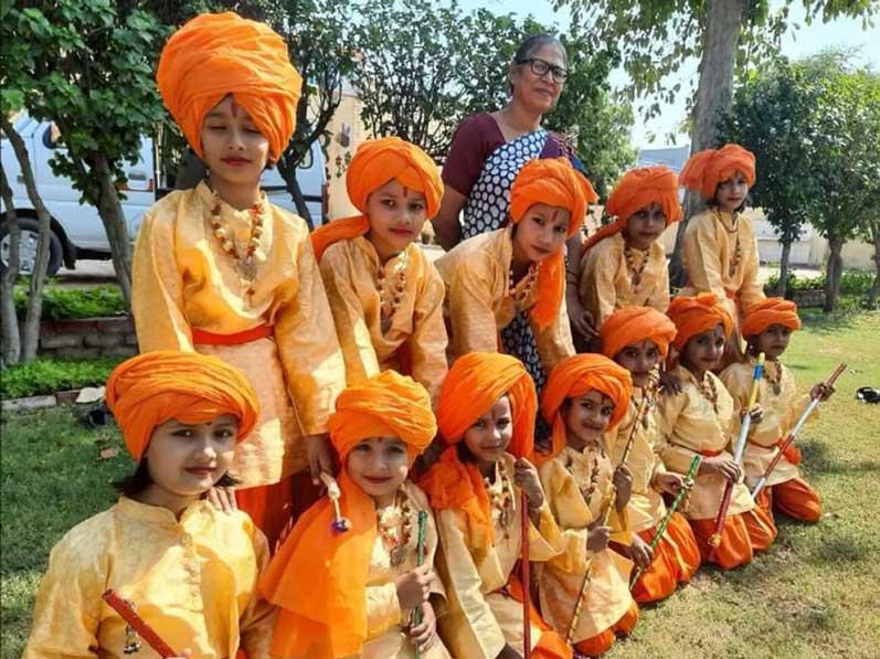 Students of MVM Jind during Haryana Day celebration.